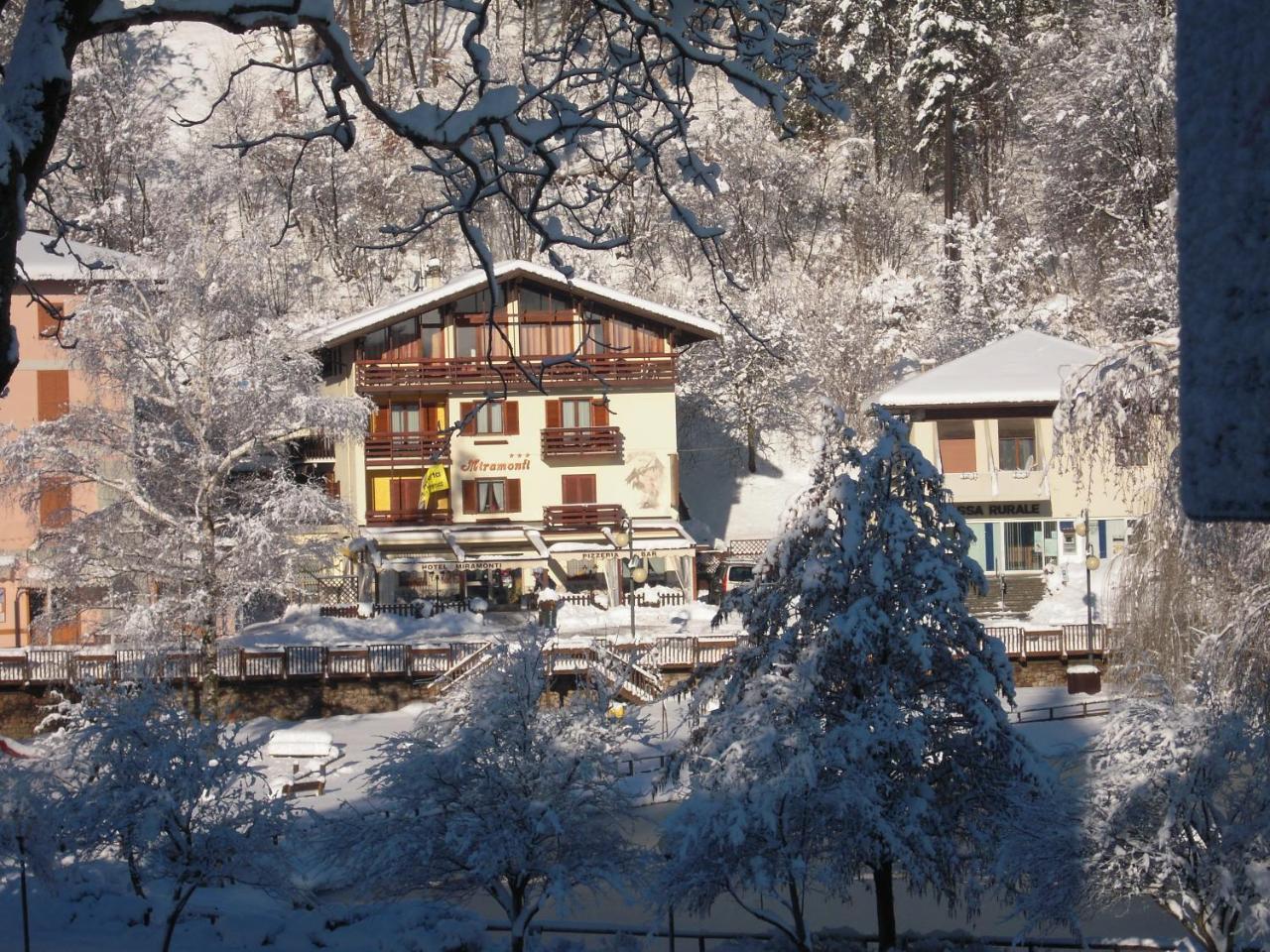 Miramonti Hotel Garniga Terme Eksteriør billede